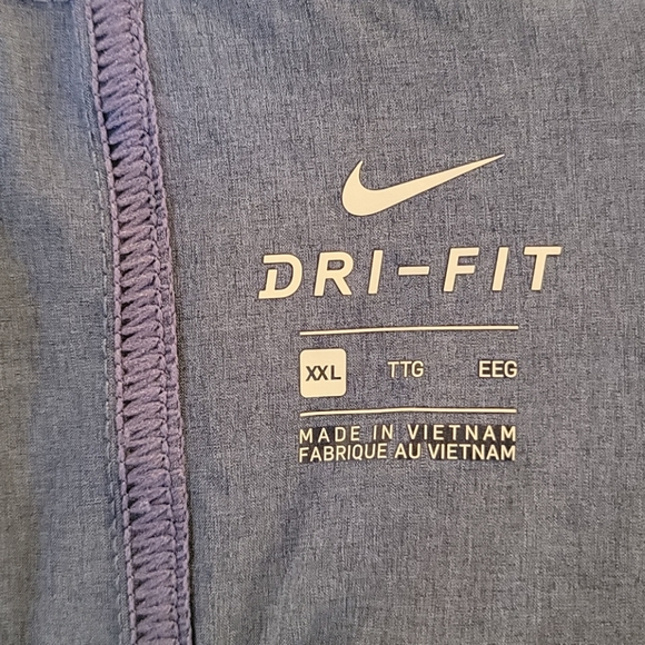 NWT Men's size XXL Nike dri-fit training shorts